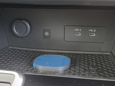 New 2026 Nissan Pathfinder Platinum w/ Accent Package FWD image 24