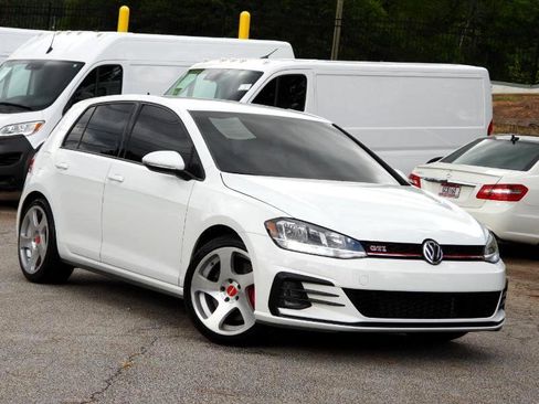 Used 2020 Volkswagen GTI S image 8