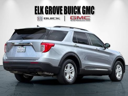 Used 2021 Ford Explorer XLT AWD/4WD image 4