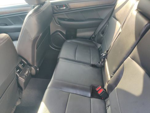 Used 2018 Subaru Outback 2.5i Limited image 15