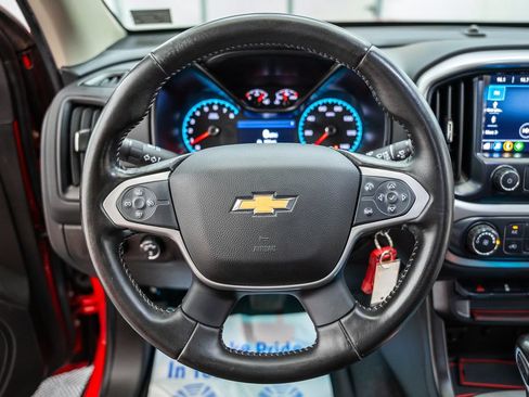 Used 2020 Chevrolet Colorado LT w/ Colorado RST Special Edition AWD/4WD image 32