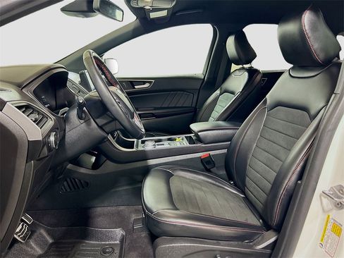 Used 2024 Ford Edge ST-Line image 17