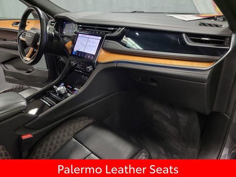 Used 2022 Jeep Grand Cherokee L Summit AWD/4WD image 24