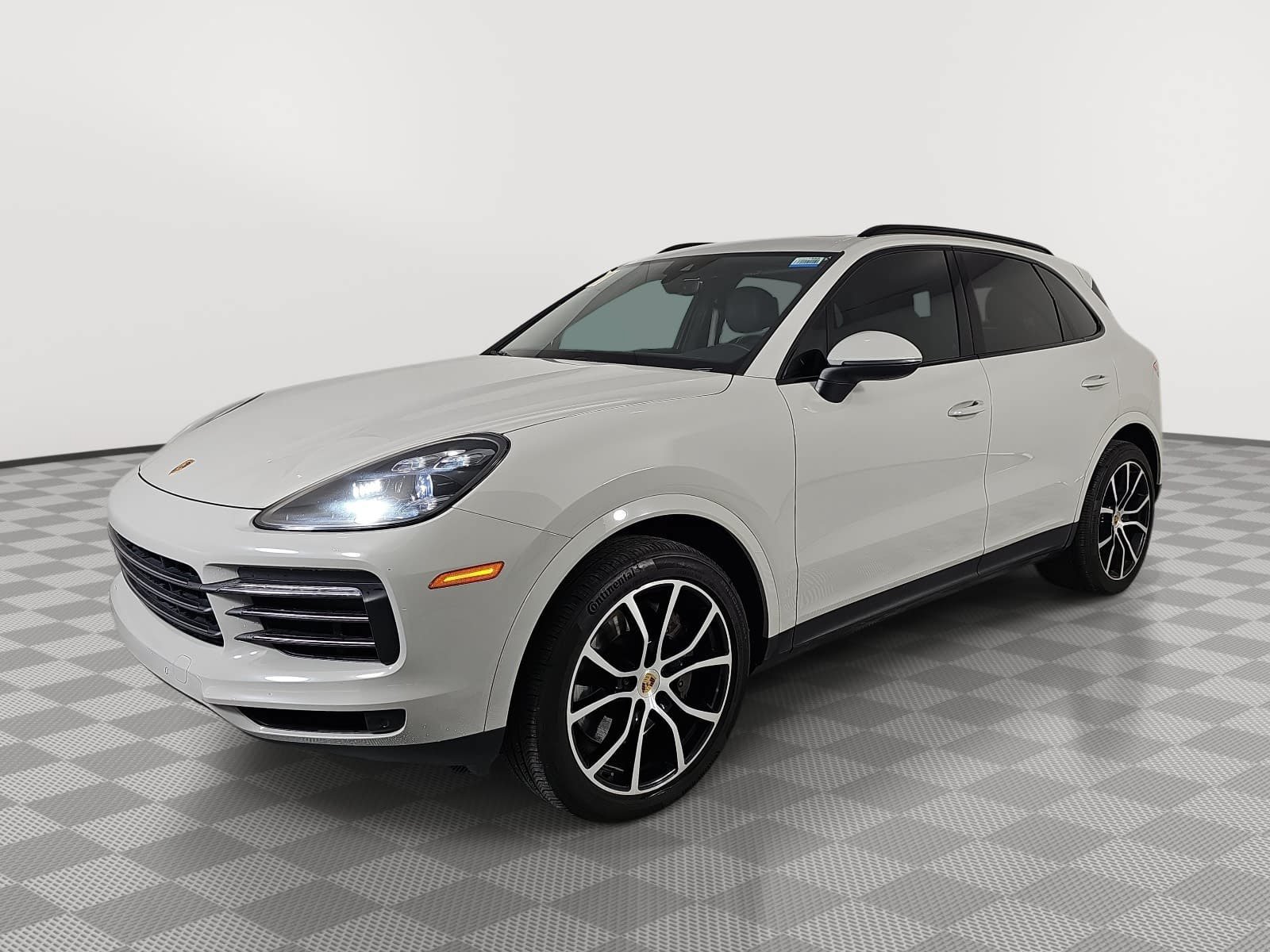 Used 2022 Porsche Cayenne Platinum Edition AWD/4WD image 4