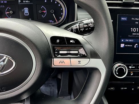 Used 2023 Hyundai Tucson SEL image 12