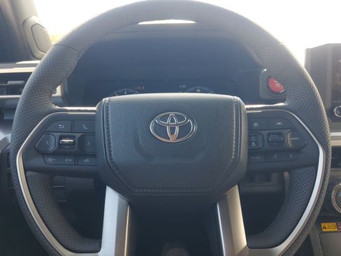 Certified 2026 Toyota Tacoma TRD Off-Road w/ TRD Off Road Upgrade Package AWD/4WD image 19