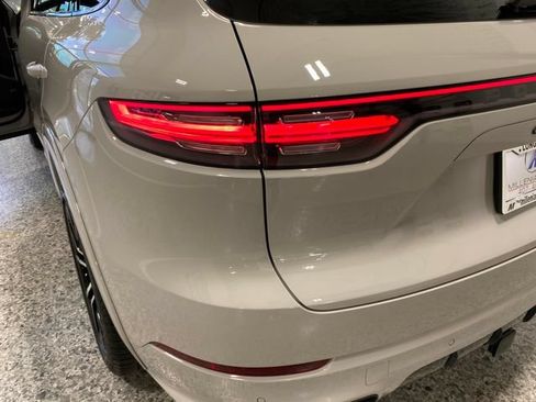 Used 2020 Porsche Cayenne S AWD/4WD image 45