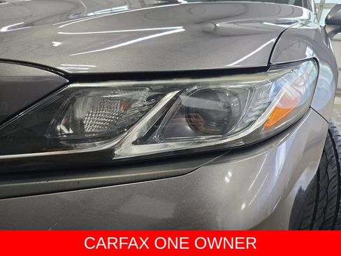 Used 2019 Toyota Camry SE w/ Convenience Package FWD image 31