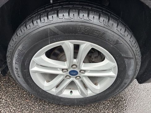 Used 2020 Ford Edge SEL w/ Convenience Package image 12