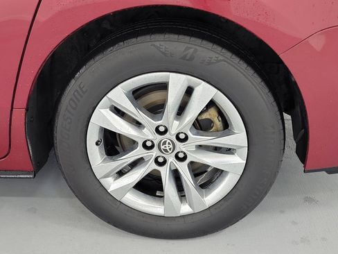 Used 2021 Toyota Sienna Limited FWD image 11