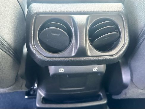 Used 2023 Jeep Wrangler Unlimited AWD/4WD image 26