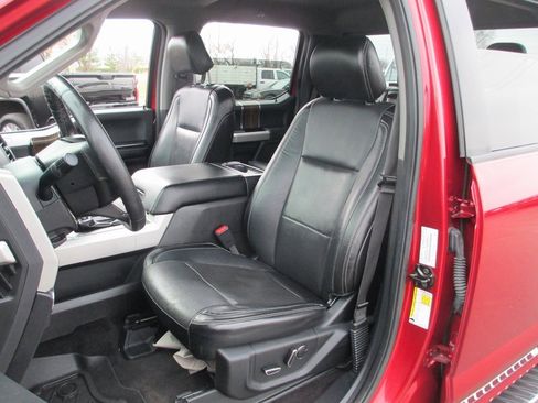 Used 2016 Ford F150 Lariat image 18