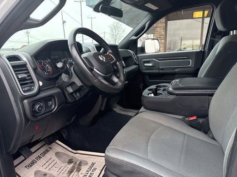 Used 2022 RAM 3500 Big Horn AWD/4WD image 45