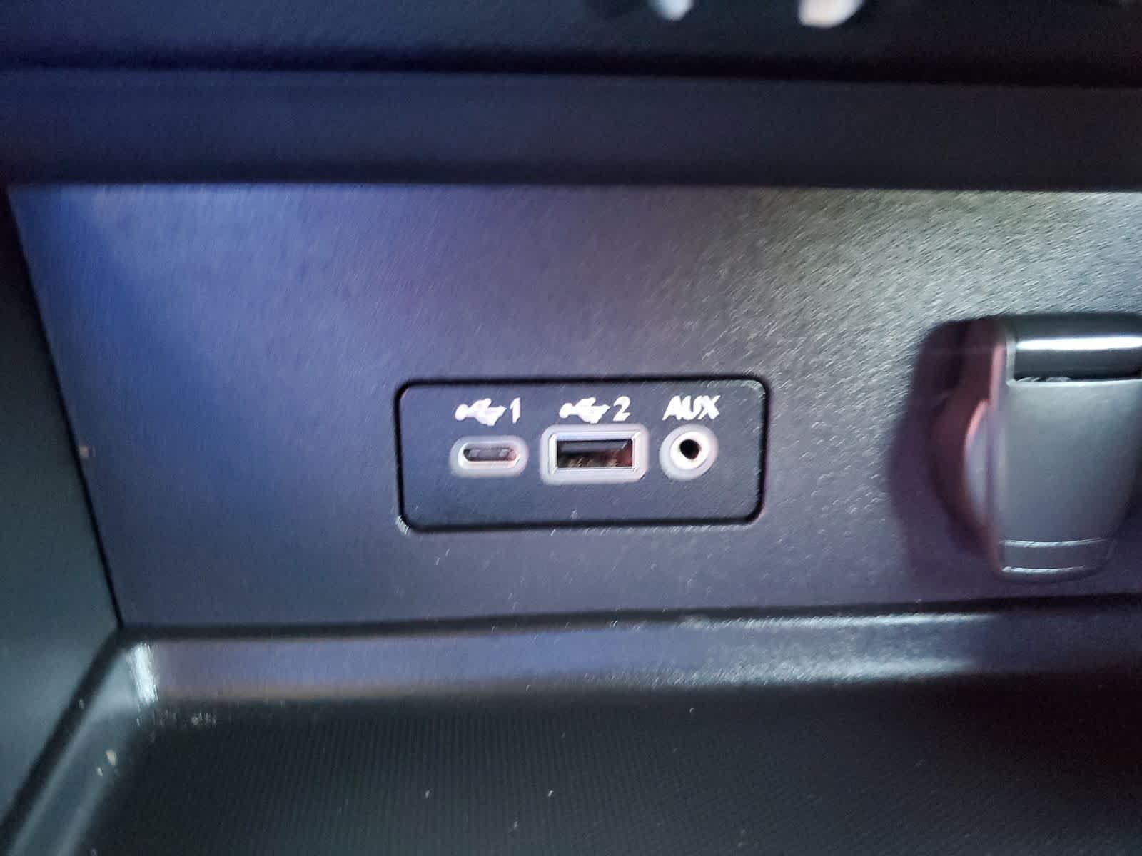 Used 2023 Nissan Sentra SR w/ Electronics Package FWD image 23