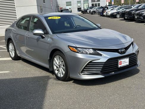 Used 2023 Toyota Camry LE image 1