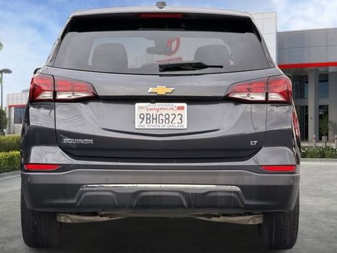 Used 2022 Chevrolet Equinox LT w/ Driver Convenience Package image 5