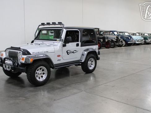 Used 2003 Jeep Wrangler Rubicon image 2