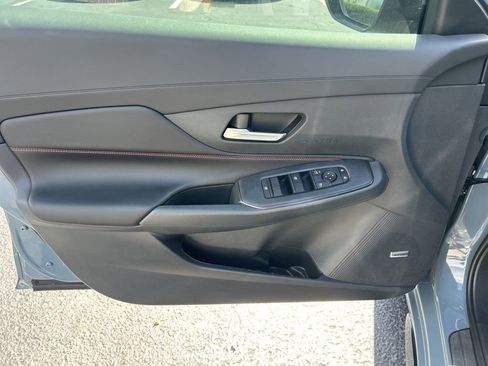New 2026 Nissan Sentra SR w/ SR Premium Package FWD image 18