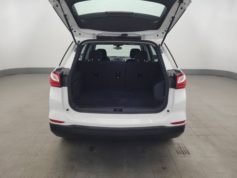 Used 2019 Chevrolet Equinox LS AWD/4WD image 29