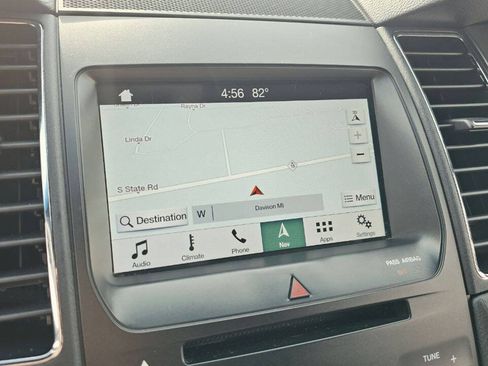 Used 2019 Ford Taurus SEL AWD/4WD image 18