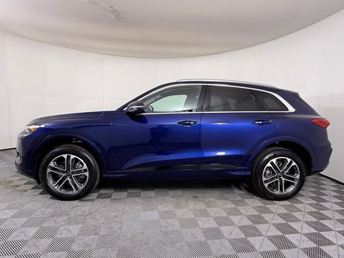 New 2025 Audi Q5 Premium Plus image 2