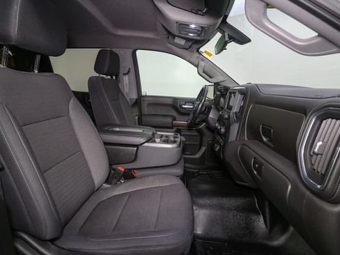 Used 2021 Chevrolet Silverado 1500 LT AWD/4WD image 16