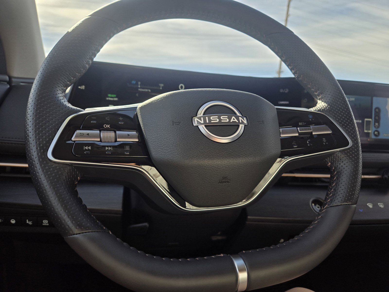 Certified 2024 Nissan Ariya FWD image 21