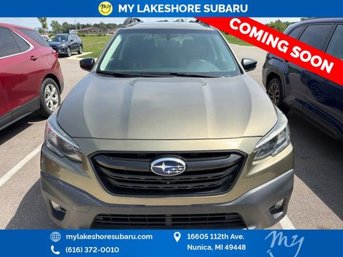 Used 2020 Subaru Outback Onyx Edition XT AWD/4WD image 2