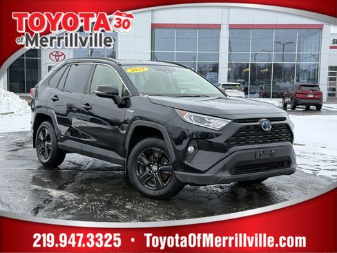 Used 2020 Toyota RAV4 XLE image 1