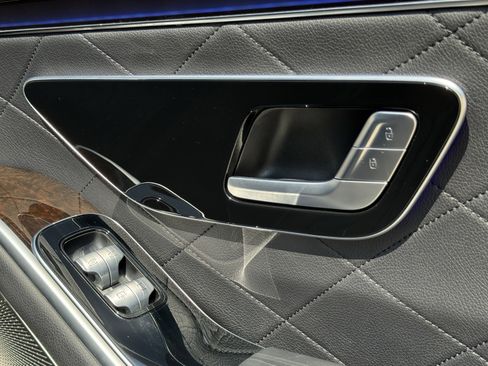 Used 2021 Mercedes-Benz S 580 4MATIC Sedan image 49