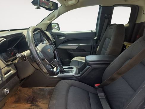 Used 2022 Chevrolet Colorado LT w/ Fleet Safety Package RWD image 9