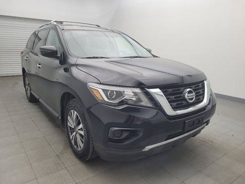 Used 2020 Nissan Pathfinder S image 13