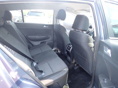 Used 2019 Kia Sportage LX w/ LX Popular Package AWD/4WD image 11