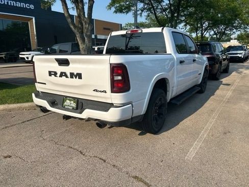 Used 2025 RAM 1500 Big Horn AWD/4WD image 10