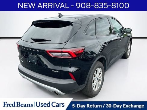 Certified 2025 Ford Escape Active AWD/4WD image 8