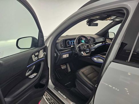 Used 2024 Mercedes-Benz GLS 450 4MATIC image 20