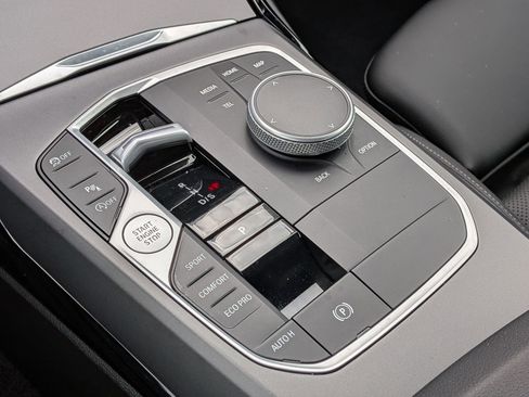 Certified 2024 BMW 230i 230i w/ Convenience Package image 26