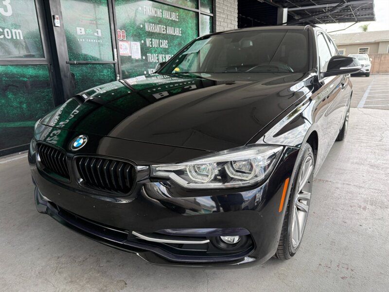 Used 2018 BMW 330i Sedan RWD image 3