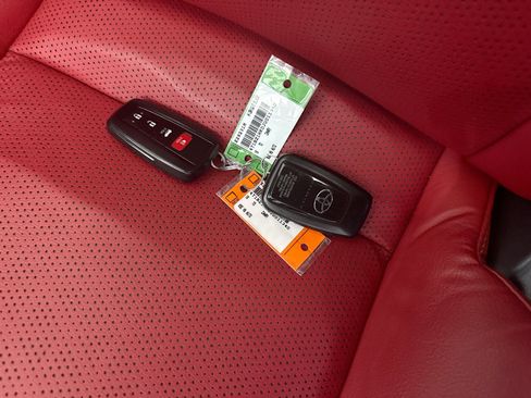 Used 2018 Toyota Camry XSE w/ Driver Assist Package FWD image 22