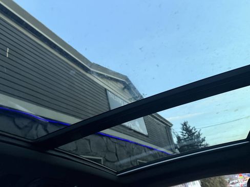 Used 2018 Audi Q5 2.0T Premium w/ Convenience Package image 19