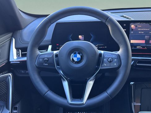 Used 2025 BMW X1 xDrive28i w/ Convenience Package AWD/4WD image 9