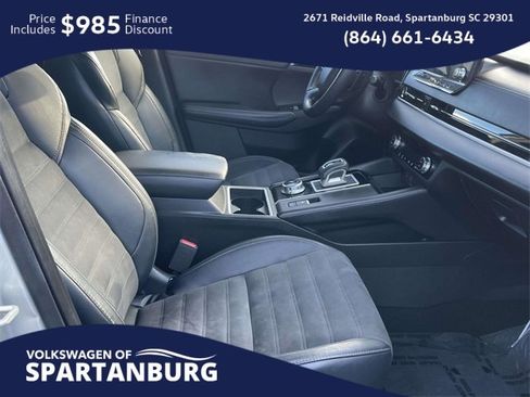 Used 2022 Mitsubishi Outlander SE image 8