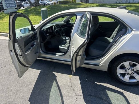Used 2016 Chevrolet Malibu LS w/ Protection Package FWD image 7