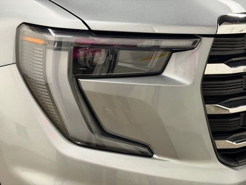 Certified 2025 GMC Acadia Elevation w/ LPO, Floor Liner Package image 30