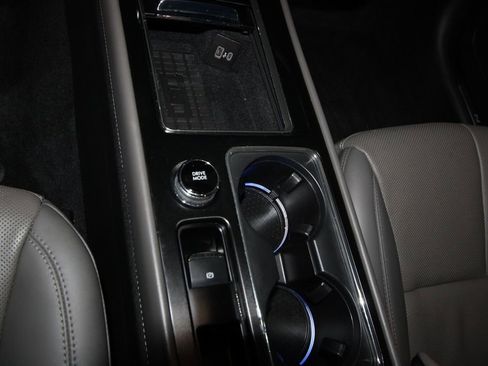 Used 2024 Lincoln Corsair Grand Touring w/ Equipment Group 301A image 20