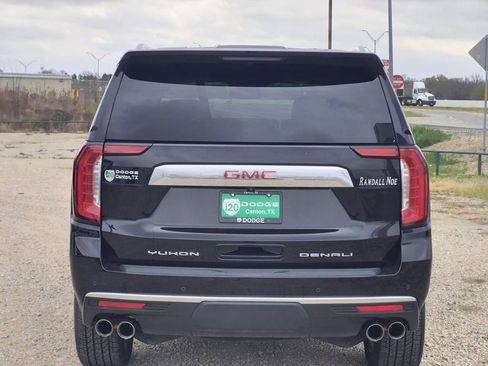 Used 2023 GMC Yukon Denali RWD image 6