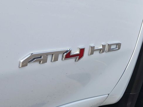 Used 2024 GMC Sierra 2500 AT4 w/ AT4 Premium Plus Package AWD/4WD image 24