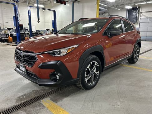 Certified 2025 Subaru Crosstrek 2.0i Premium image 4