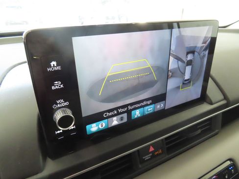 Used 2023 Honda Pilot Elite image 18