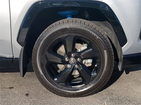 Used 2021 Toyota RAV4 XSE image 11